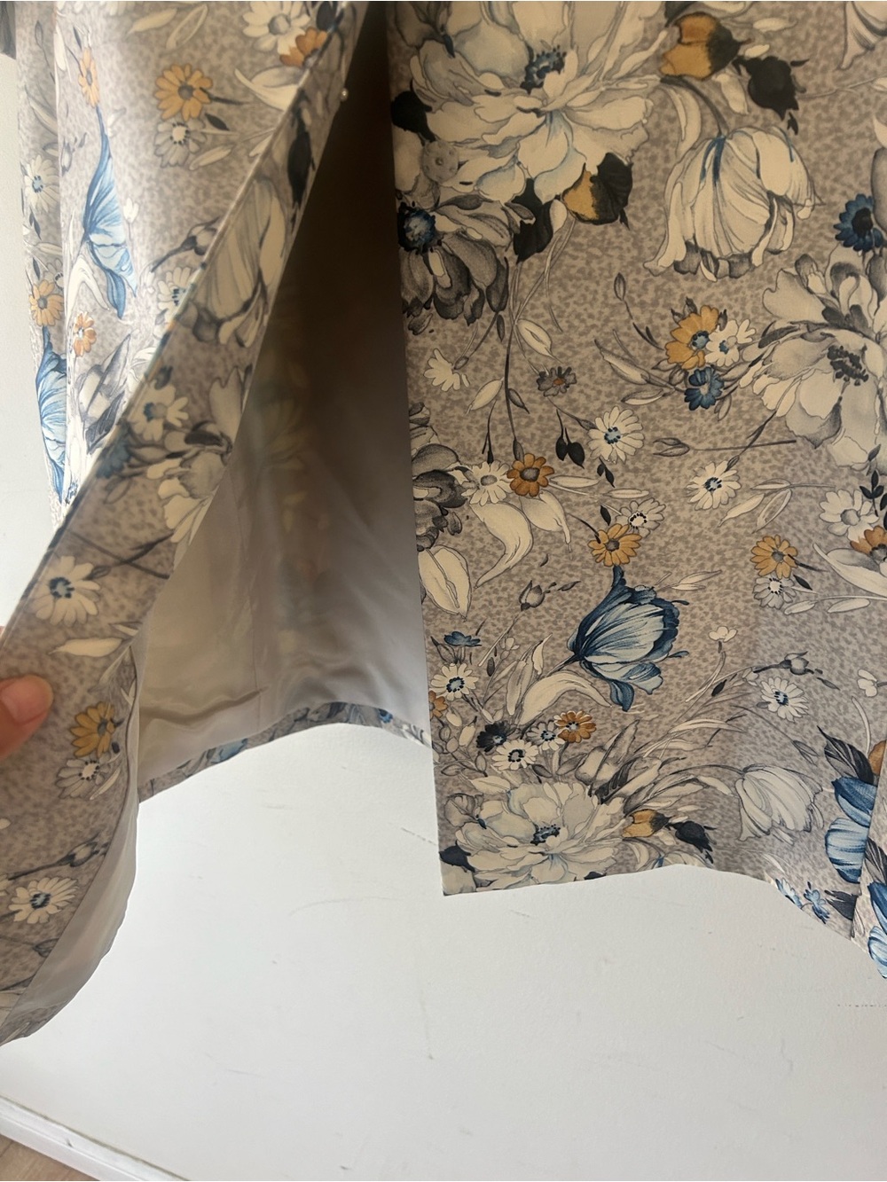 Dana Buchman Floral Jacquard Trench Coat in Light Gray and Blue - Picture 7 of 14